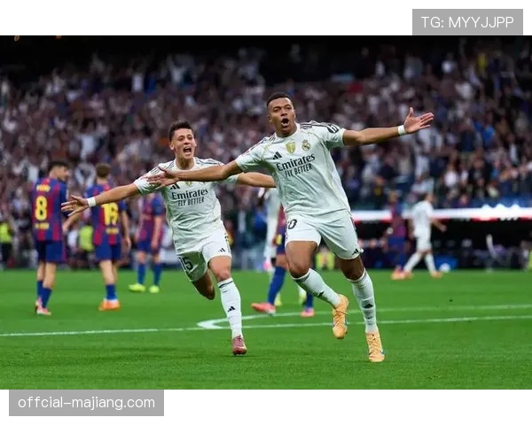 国家德比半场数据:皇马控球率62%,但射正次数落后巴萨 国家德比半场数据:皇马控球率62%,但射正次数落后巴萨